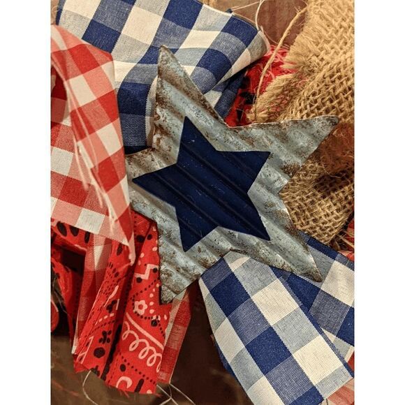 NEW Way To Celebrate Patriotic Gingham Bandana Wreath - Picture 3 of 4